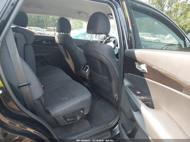 2020 KIA SORENTO 2.4L LX 8