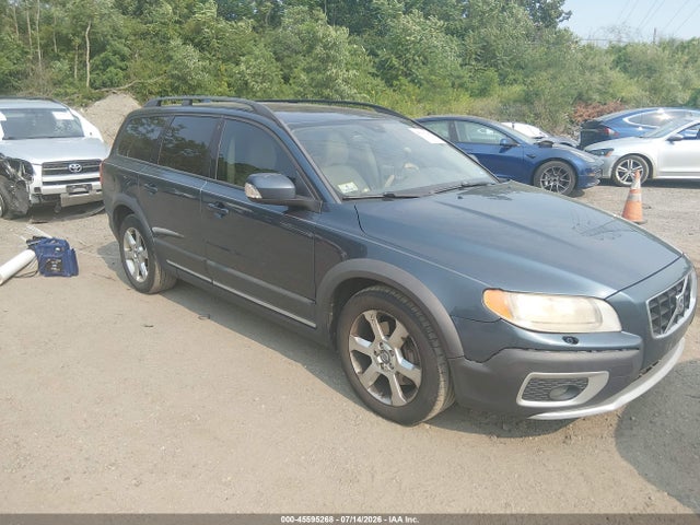 2009 VOLVO XC70 3.2
