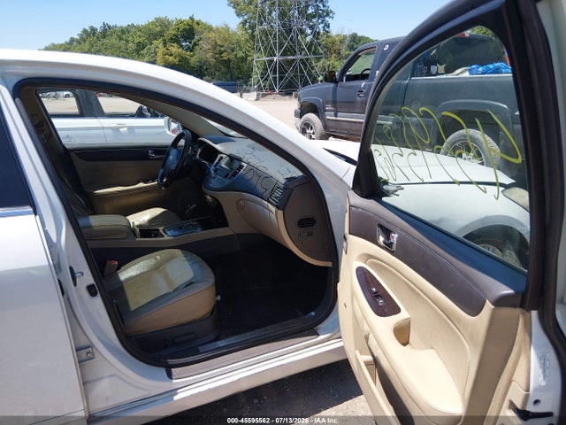 2009 Hyundai GENESIS 3.8 photo 5