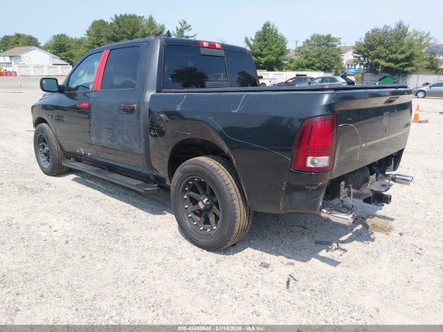 صورة 3 لـ 2016 RAM 1500 SPORT