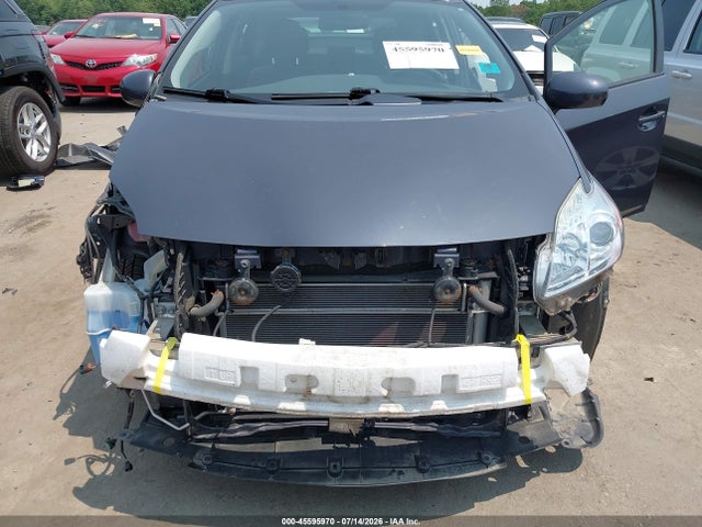 2015 Toyota PRIUS — фото 6
