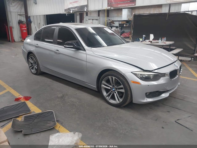 2014 BMW 320I — фото 1