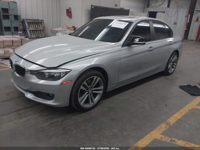 2014 BMW 320I — фото 2