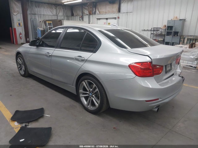 2014 BMW 320I — фото 3