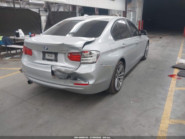 2014 BMW 320I — фото 4