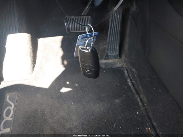 2015 KIA SOUL thumbnail 11