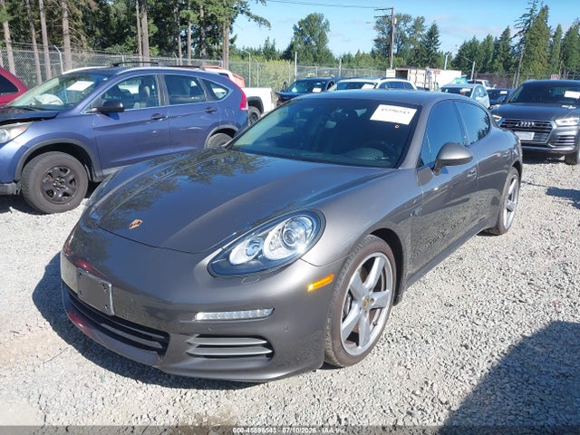صورة 2 لـ 2015 Porsche PANAMERA 4