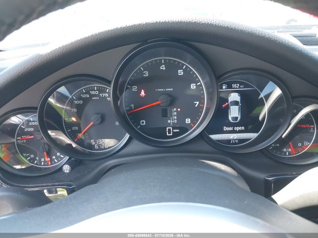 صورة 7 لـ 2015 Porsche PANAMERA 4
