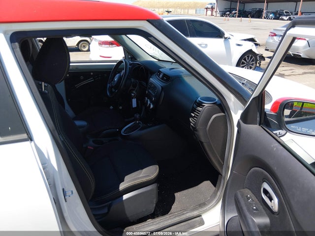 2016 KIA SOUL + 照片 5