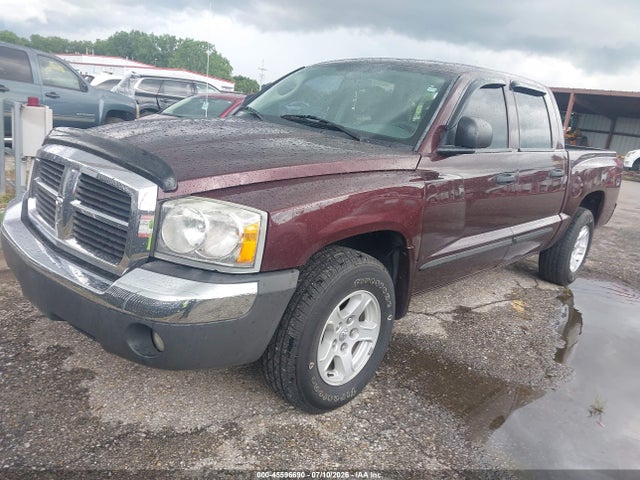 صورة 2 لـ 2005 Dodge DAKOTA SLT