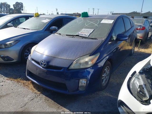 صورة 2 لـ 2011 Toyota PRIUS TWO