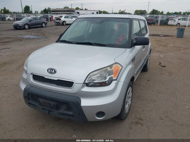 2010 KIA SOUL photo 2