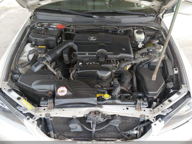 2004 Lexus IS 300 — фото 10