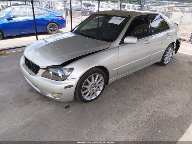 2004 Lexus IS 300 — фото 2