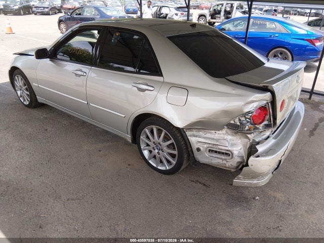 2004 Lexus IS 300 — фото 3
