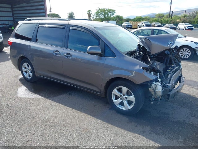 2015 TOYOTA SIENNA LE 7 PASSENGER/LE 8 PASSENGER