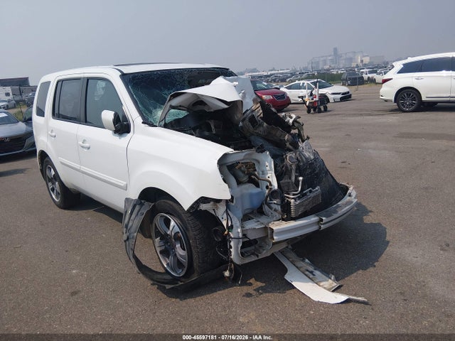 2015 HONDA PILOT SE