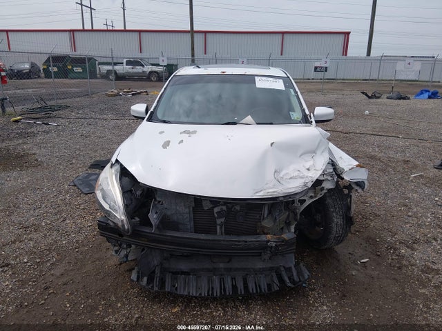 2014 Nissan SENTRA SR thumbnail 13