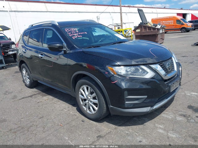 2017 NISSAN ROGUE SV