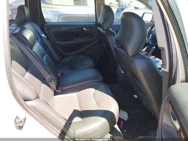 2002 Volvo V70 XC 照片 8