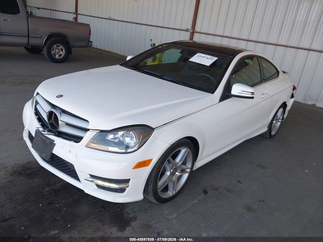 صورة 2 لـ 2013 Mercedes-BENZ C 250