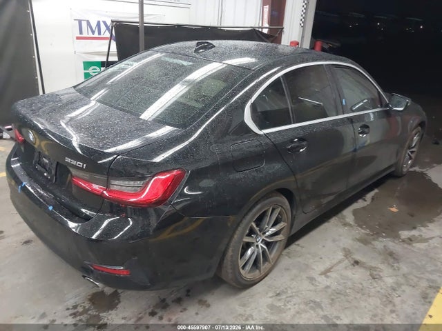 2019 BMW 330I 照片 4