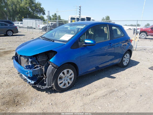 2012 Toyota YARIS L — фото 2