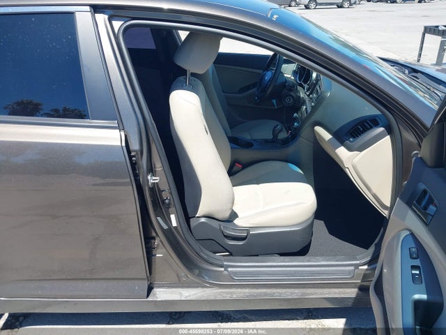 2013 KIA OPTIMA LX — фото 5