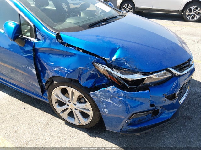 2017 Chevrolet CRUZE PREMIER AUTO photo 6