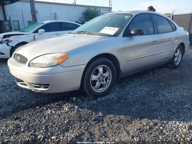 صورة 2 لـ 2005 FORD TAURUS SE