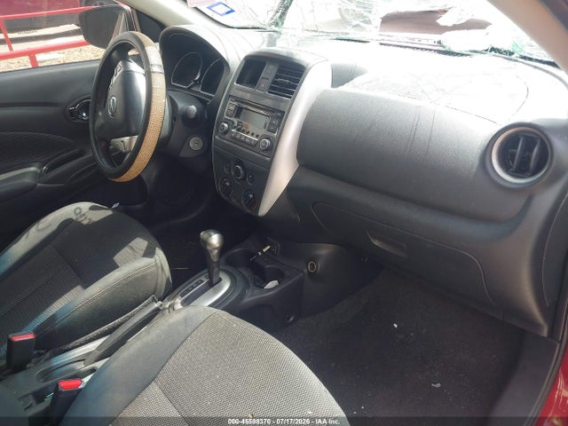 2017 Nissan VERSA 1.6 SV — фото 5