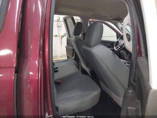 صورة 8 لـ 2018 RAM 1500 EXPRESS 4X4 6'4 BOX