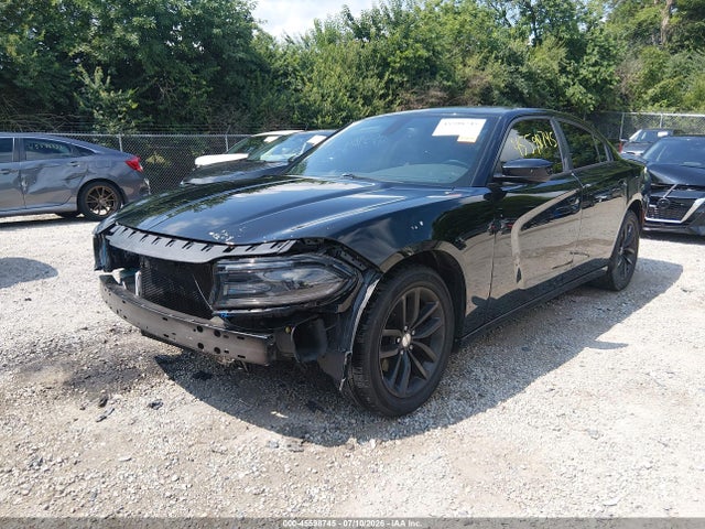 2015 Dodge CHARGER SXT 照片 2