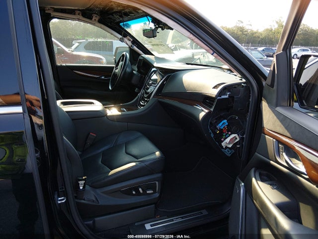 2019 CADILLAC ESCALADE LUXURY 5
