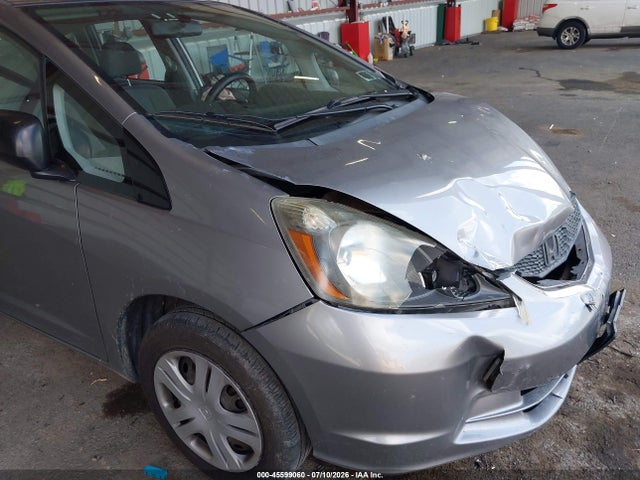 2010 Honda FIT — миниатюра 12