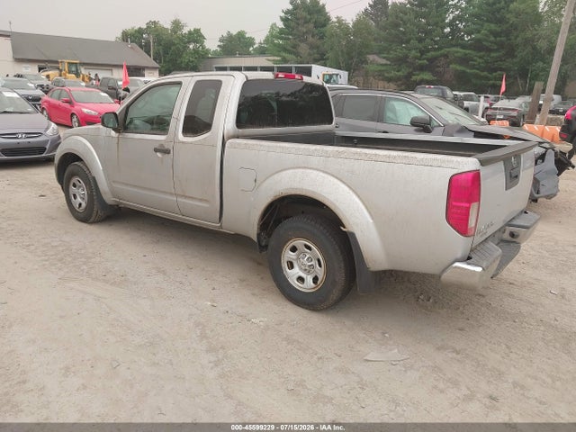 2013 Nissan FRONTIER S 照片 3