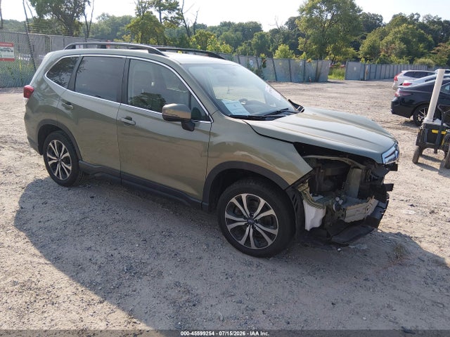 2021 SUBARU FORESTER LIMITED