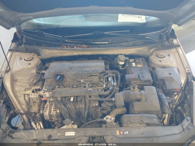 صورة 10 لـ 2023 Hyundai ELANTRA SE