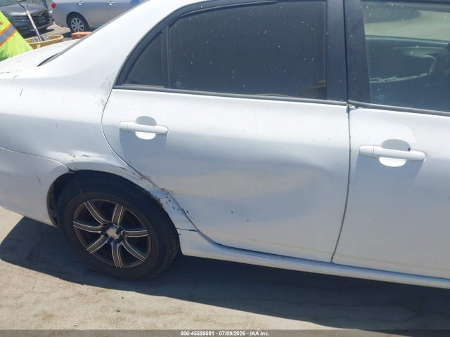 2011 Toyota COROLLA LE thumbnail 14