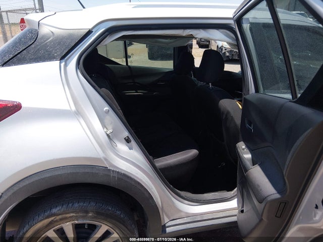 2019 NISSAN KICKS SV 8