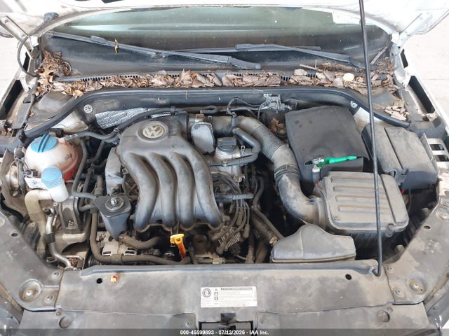 صورة 10 لـ 2011 Volkswagen JETTA 2.0L S