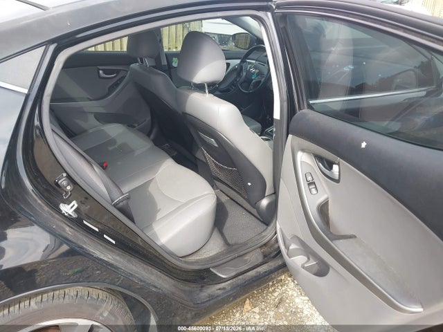 صورة 8 لـ 2014 Hyundai ELANTRA LIMITED