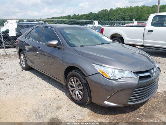 2016 TOYOTA CAMRY LE