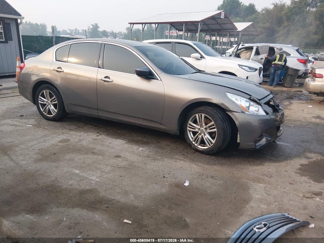 2010 INFINITI G37 