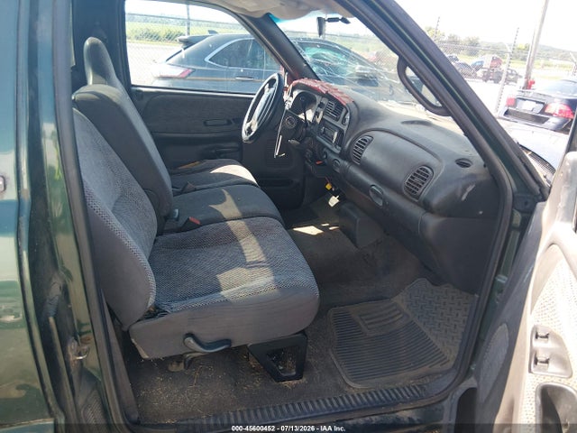 2001 Dodge RAM 1500 ST photo 5