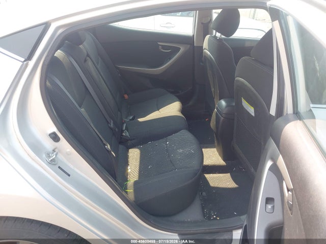 2015 Hyundai ELANTRA SE 照片 8