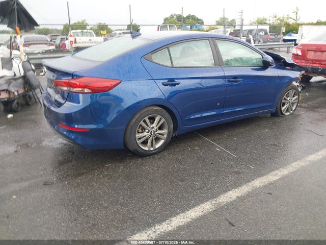 2018 Hyundai ELANTRA SEL — фото 4