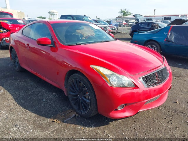 2011 INFINITI G37 