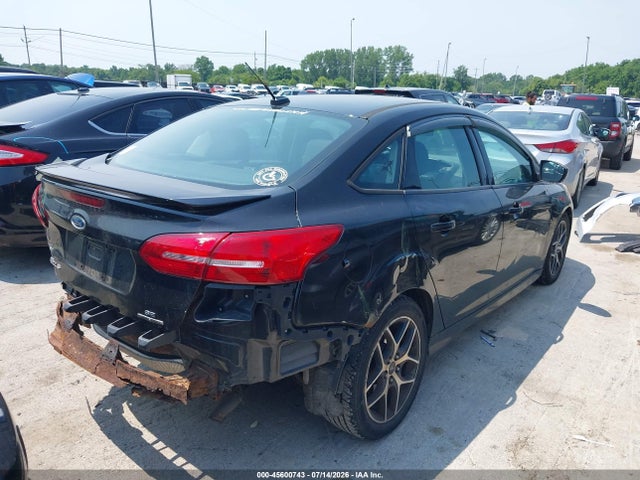 صورة مصغرة 4 لـ 2015 FORD FOCUS SE