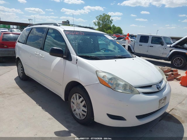 2007 TOYOTA SIENNA LE